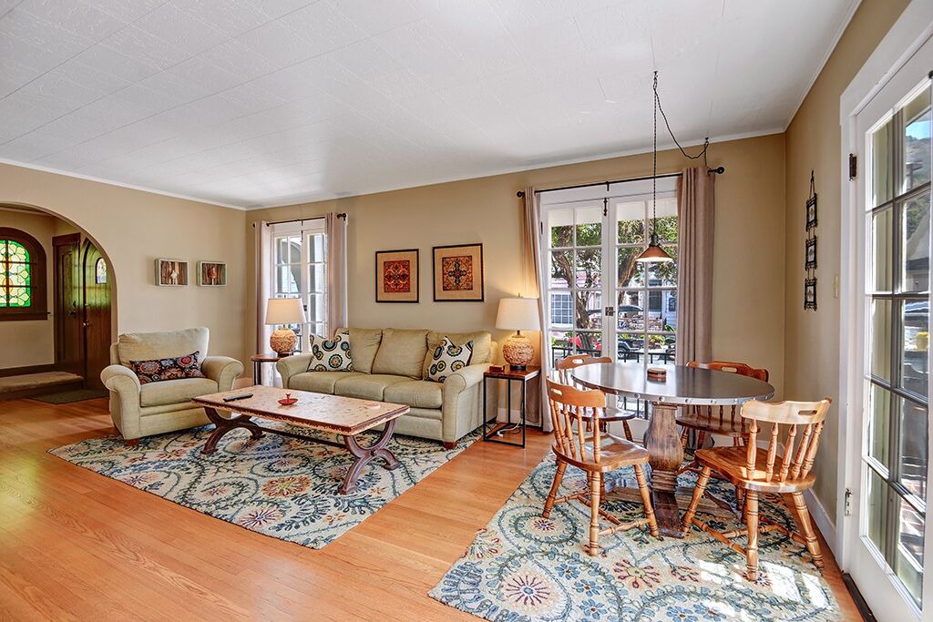 Photo of Bedroom in Avalon