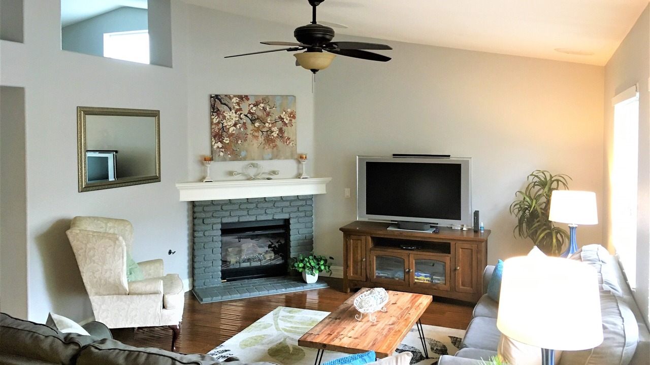 Photo of Livingroom in Temecula