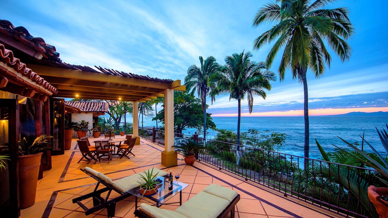 Photo of Outdoor in Romantic Zone