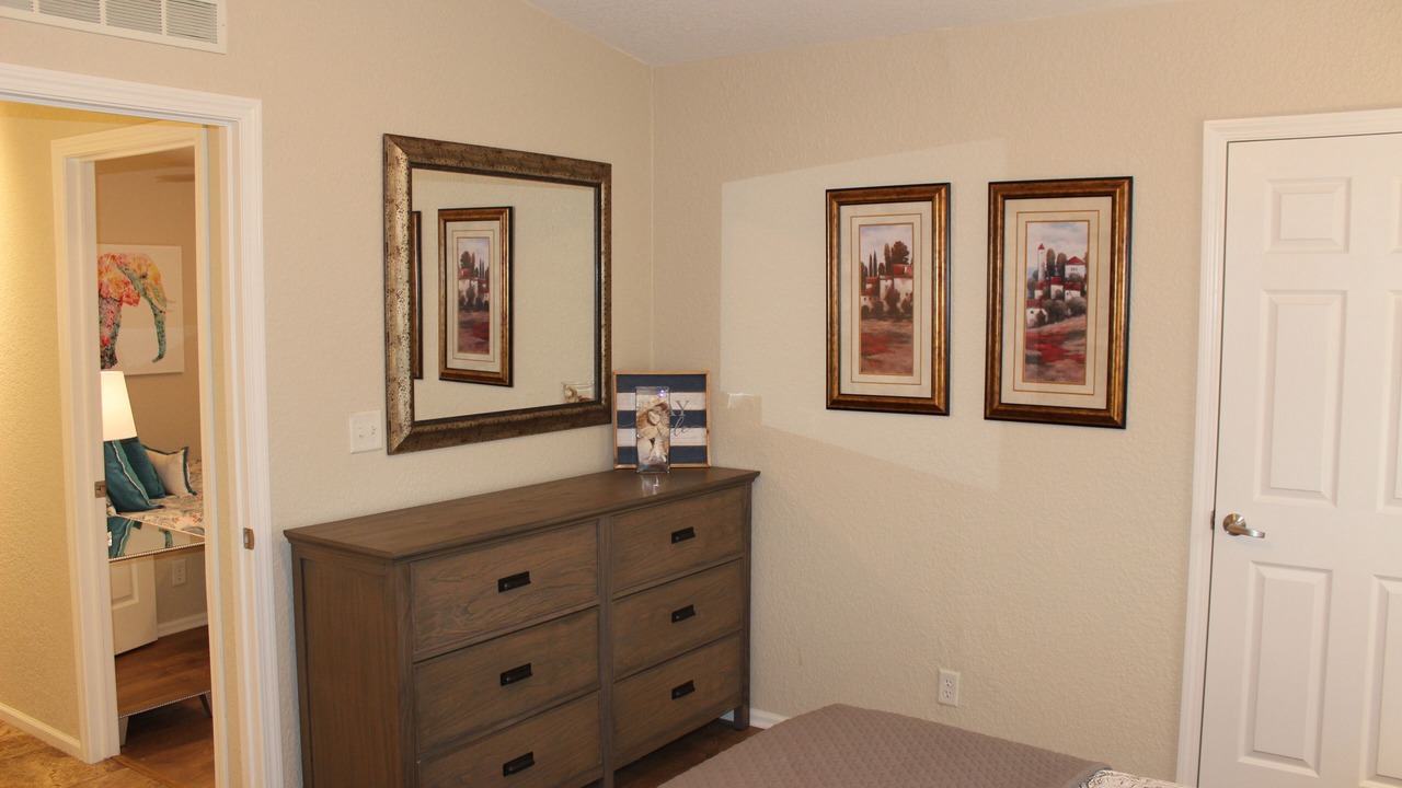 Photo of Bedroom in Parker Strip