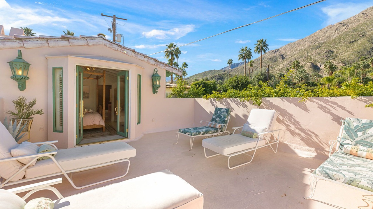 Photo of Patio Balcony in The Mesa