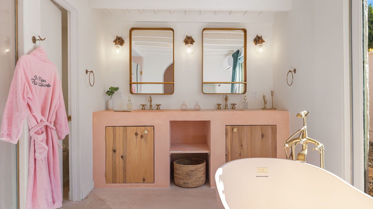 Photo of Bathroom in The Mesa