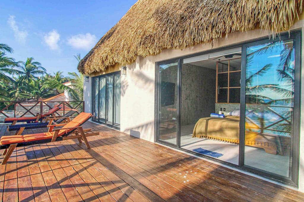 Photo of Patio Balcony in Soliman Bay