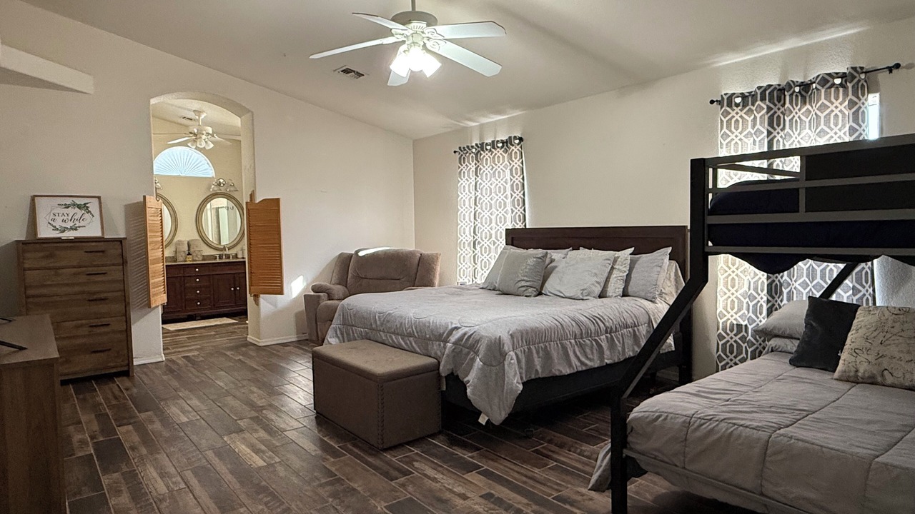 Photo of Bedroom in Sunridge Estates