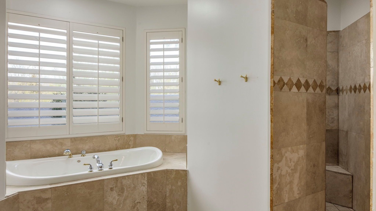 Photo of Bathroom in Miramonte