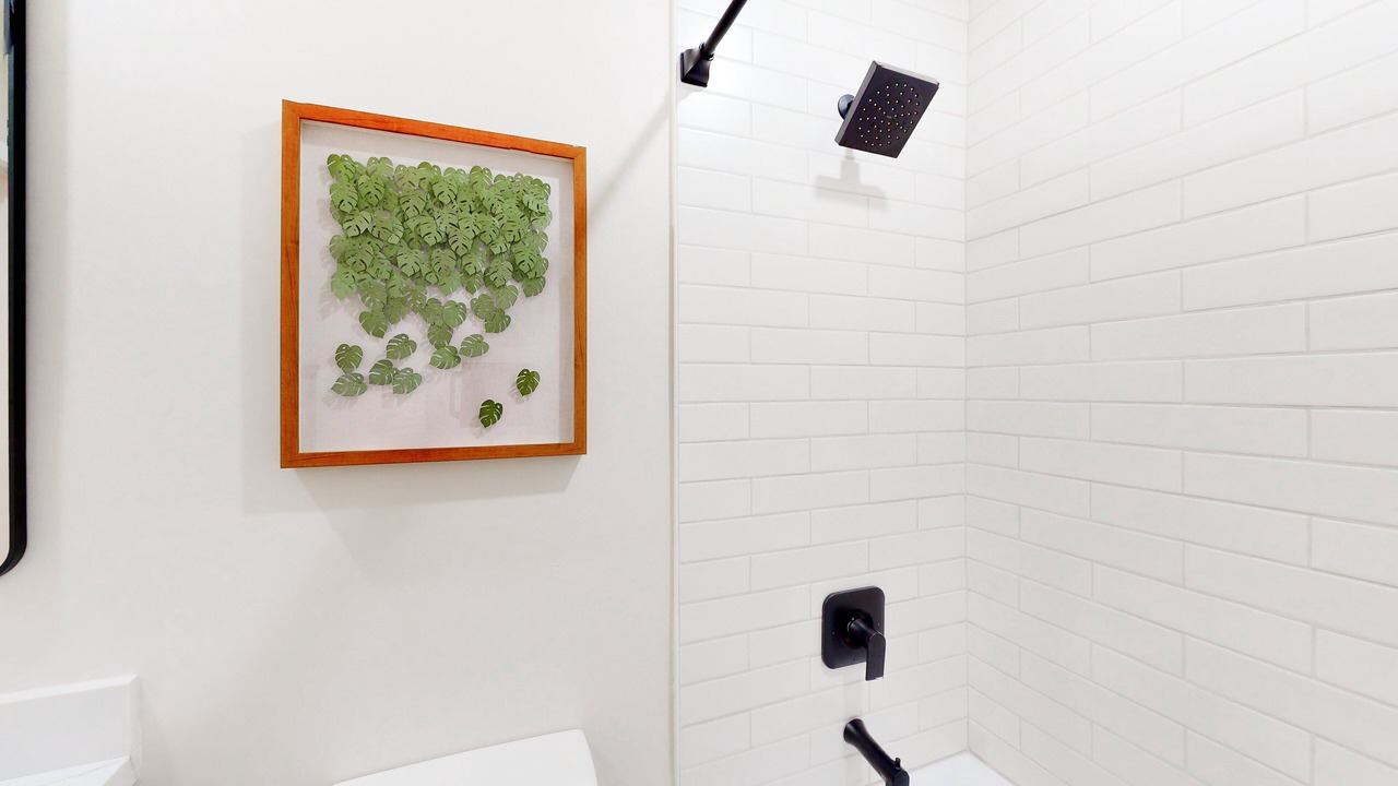 Photo of Bathroom in Fashion Square