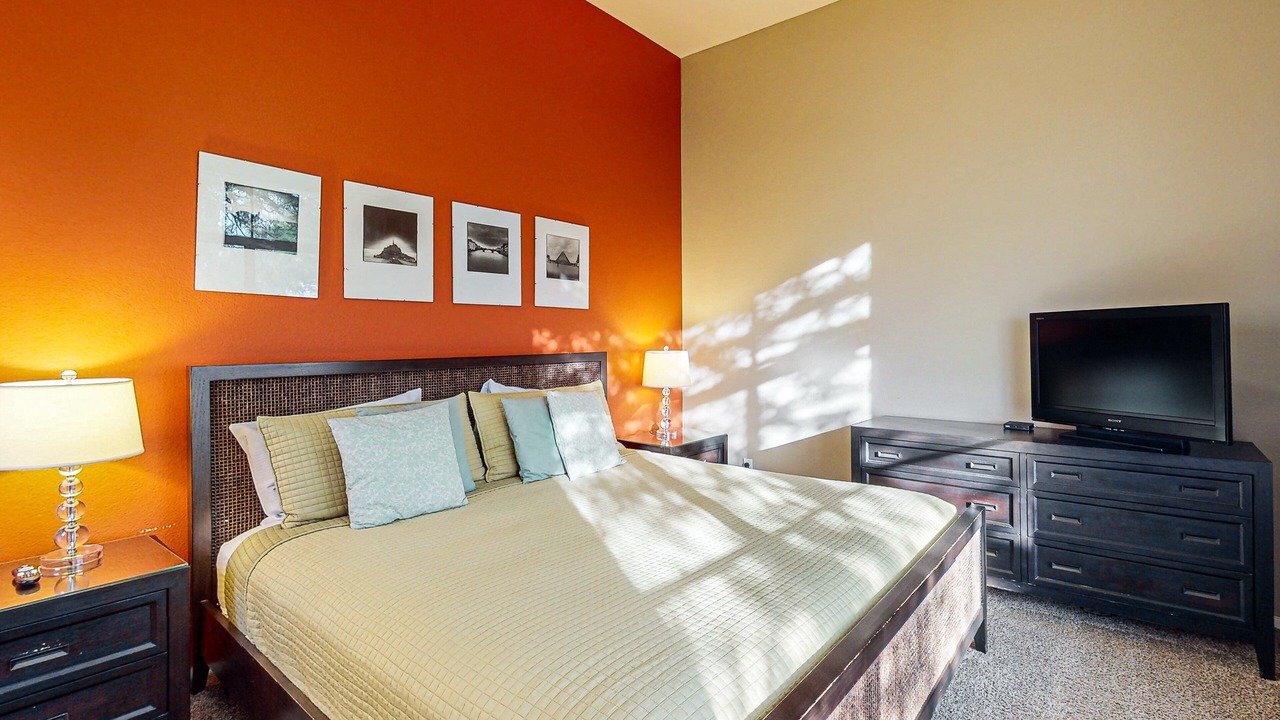 Photo of Bedroom in Foothills
