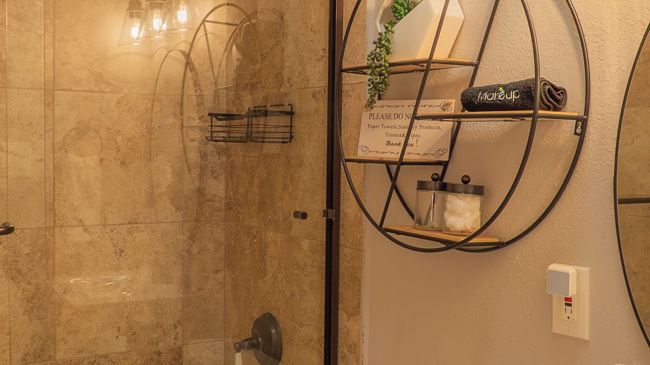 Photo of Bathroom in Scottsdale Estates Nine