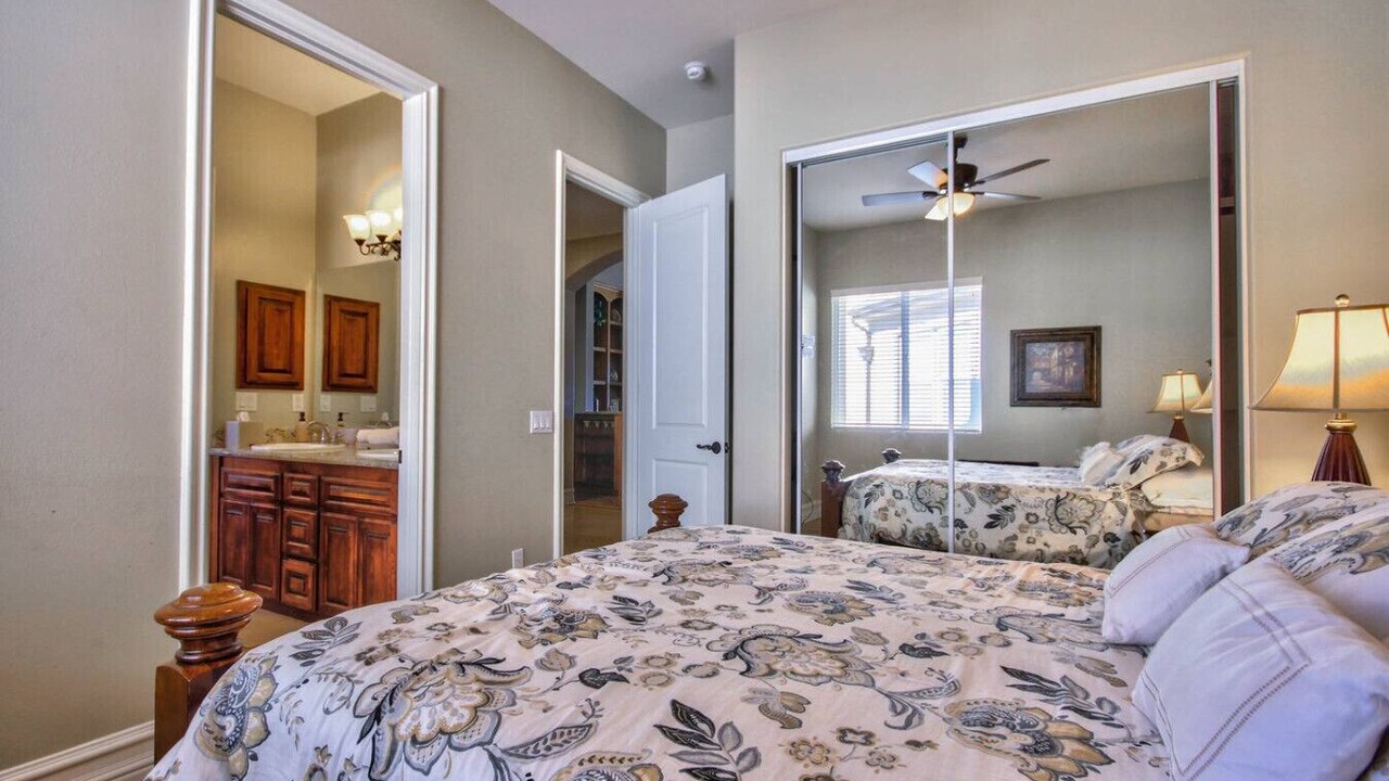 Photo of Bedroom in Murrieta