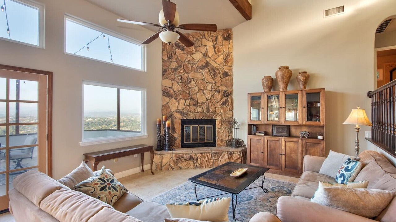 Photo of Livingroom in Temecula