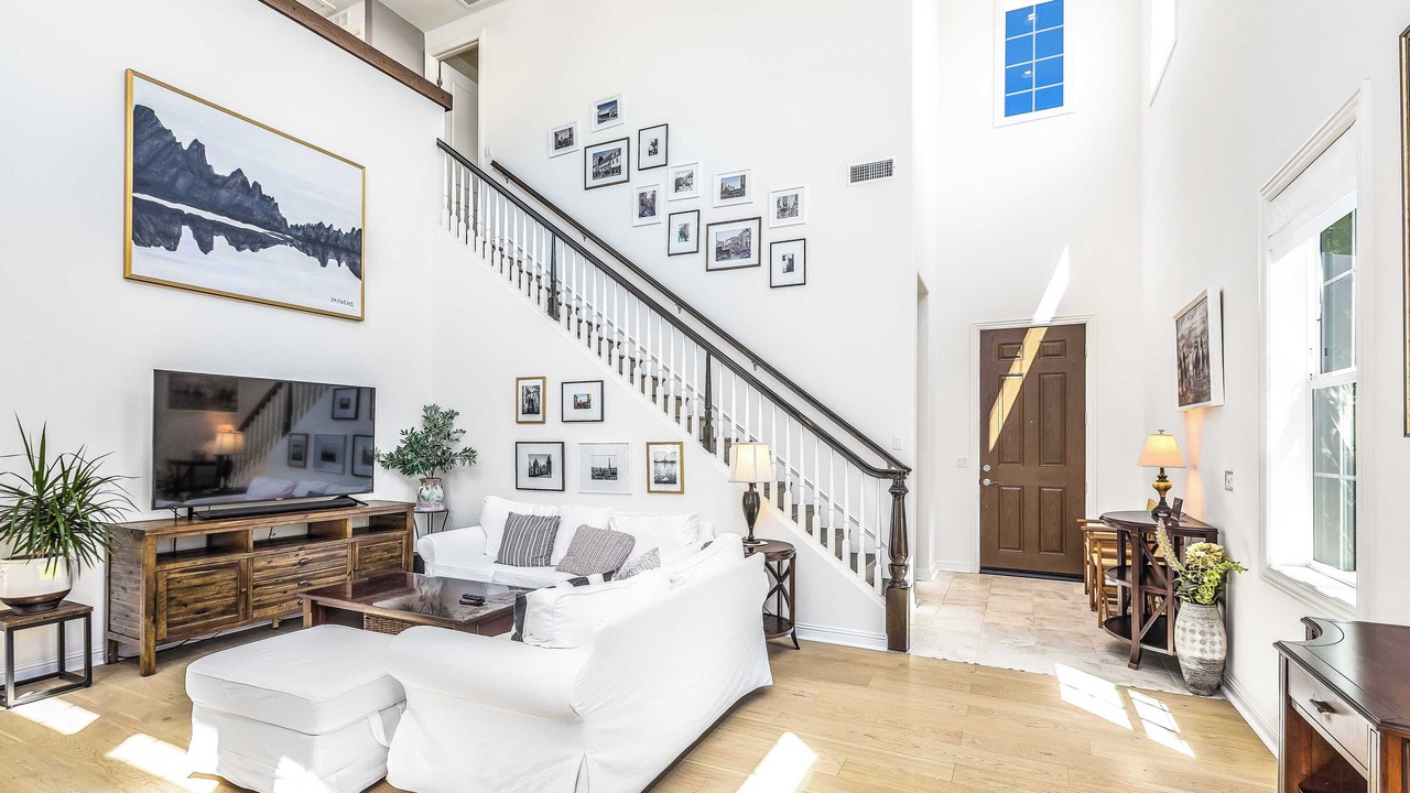 Photo of Livingroom in Lake Forest
