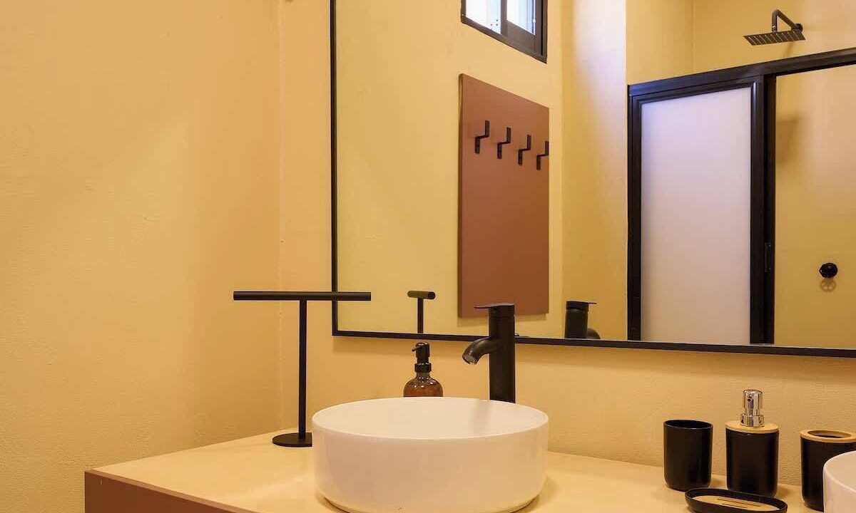 Photo of Bathroom in Reforma