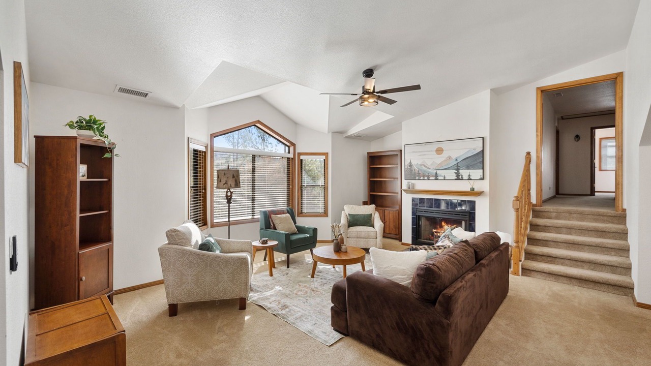 Photo of Livingroom in Hidden Valley Ranch