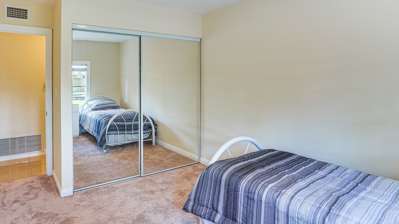 Photo of Bedroom in Southeast Anaheim