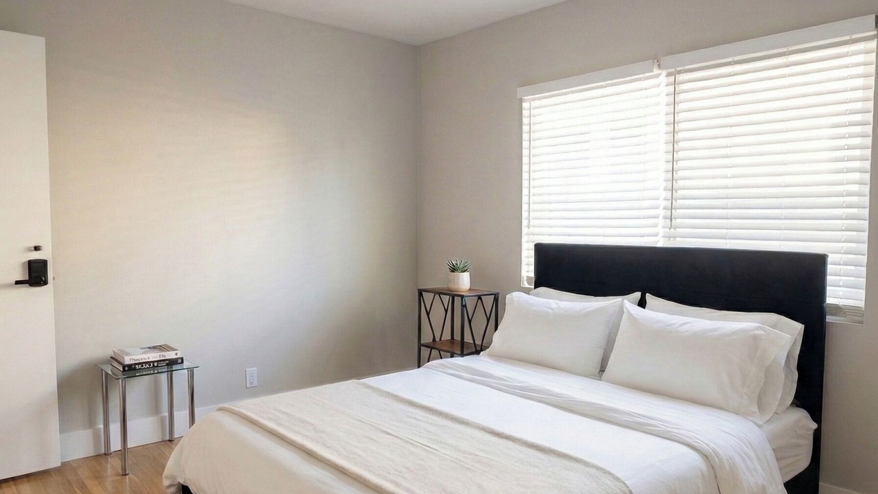 Photo of Bedroom in Willow Glen