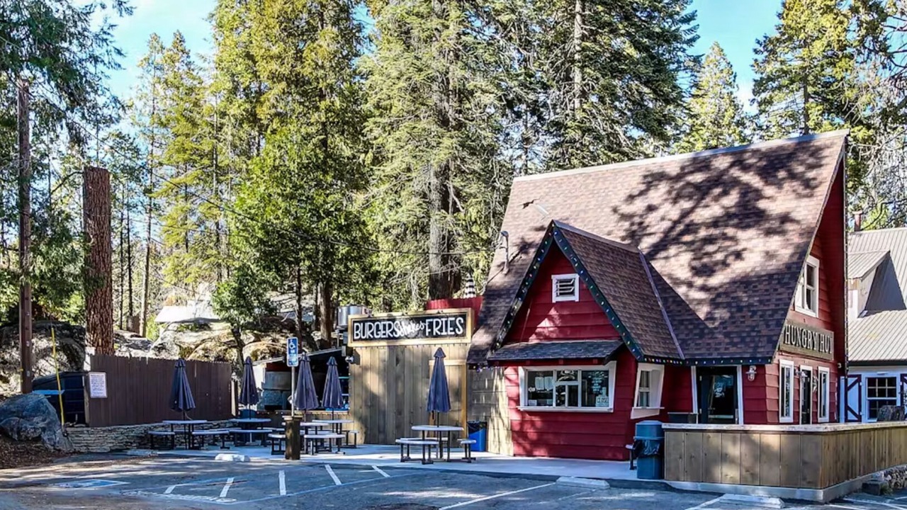 Photo of Outdoor in Lakeshore