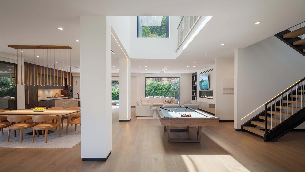 Photo of Bedroom in Hollywood Hills West