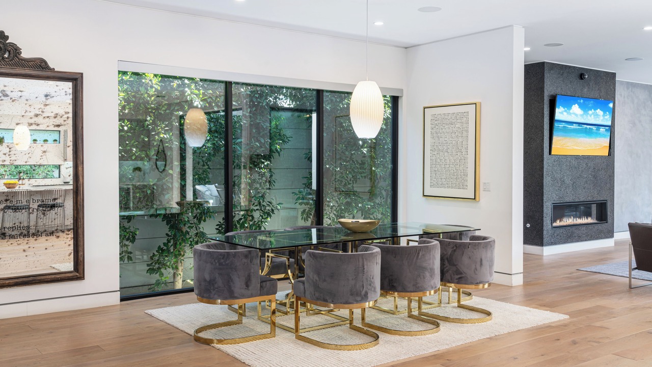 Photo of Outdoor in Beverly Hills