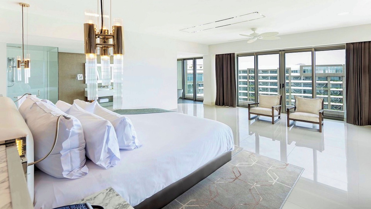 Photo of Bedroom in South Shore Hotel Area