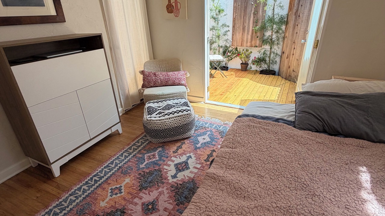 Photo of Bedroom in Mar Vista