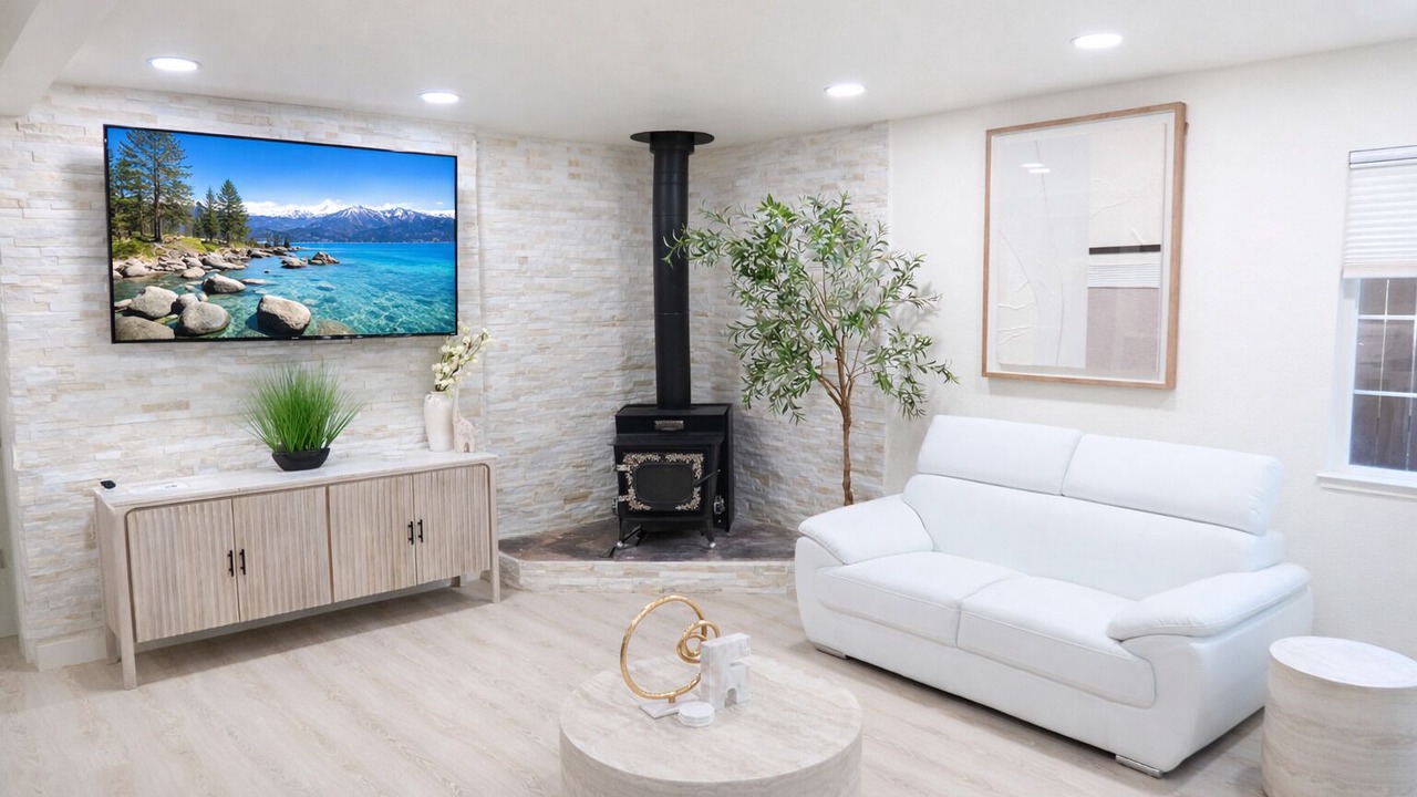 Photo of Livingroom in Al Tahoe
