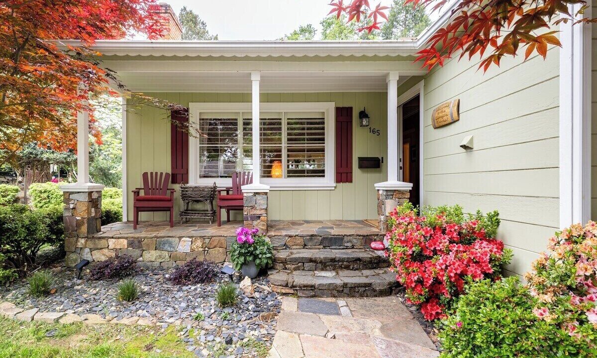 Photo of Patio Balcony in Auburn