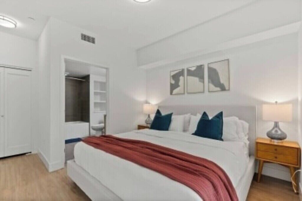 Photo of Bedroom in Downtown