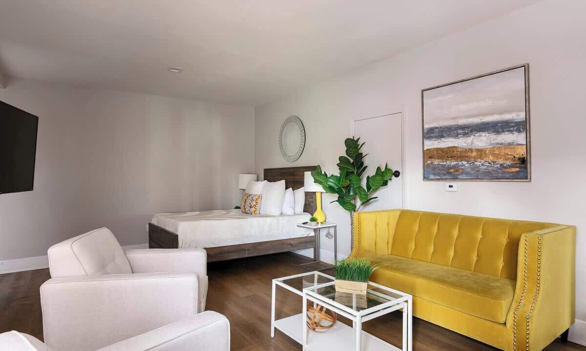 Photo of Bedroom in Gaslamp Quarter