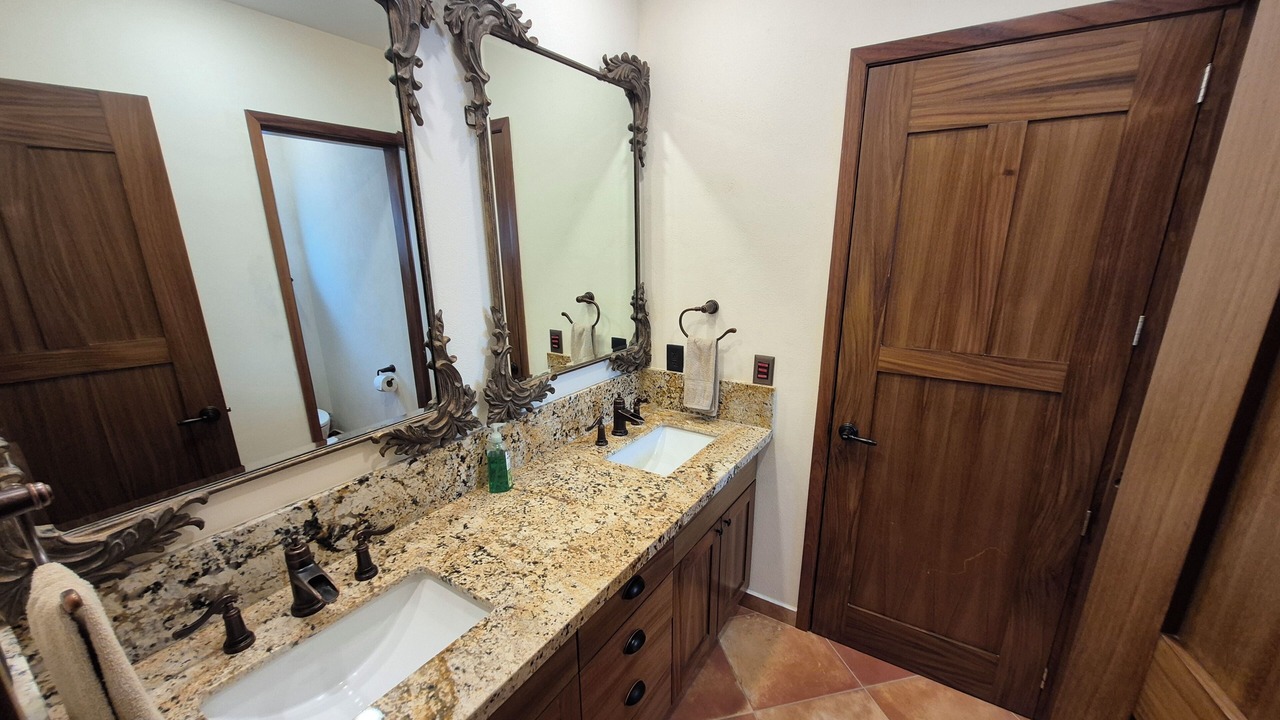 Photo of Bathroom in Alta Vista