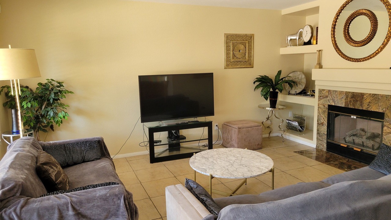 Photo of Livingroom in Summerlin