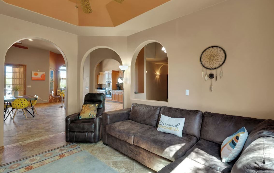 Photo of Livingroom in Picture Rocks
