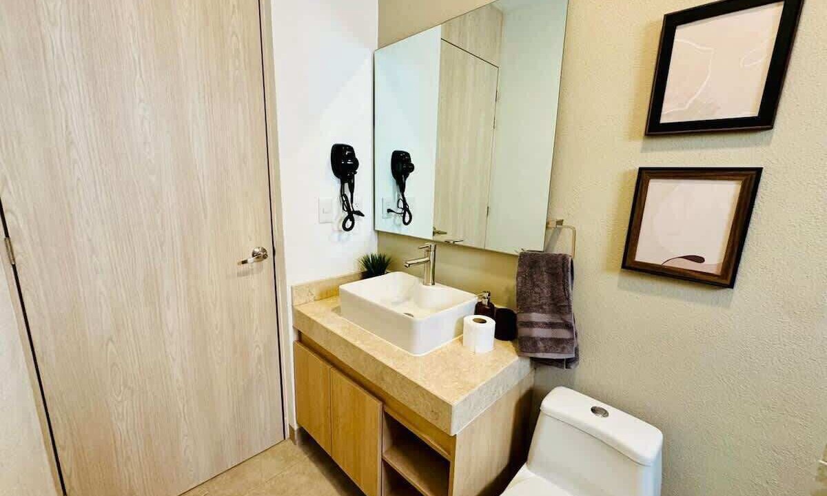 Photo of Bathroom in El Marques