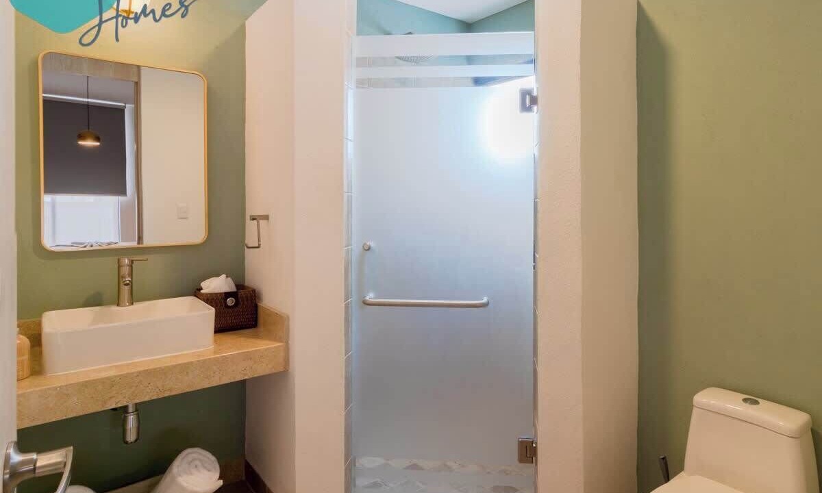 Photo of Bathroom in El Marques