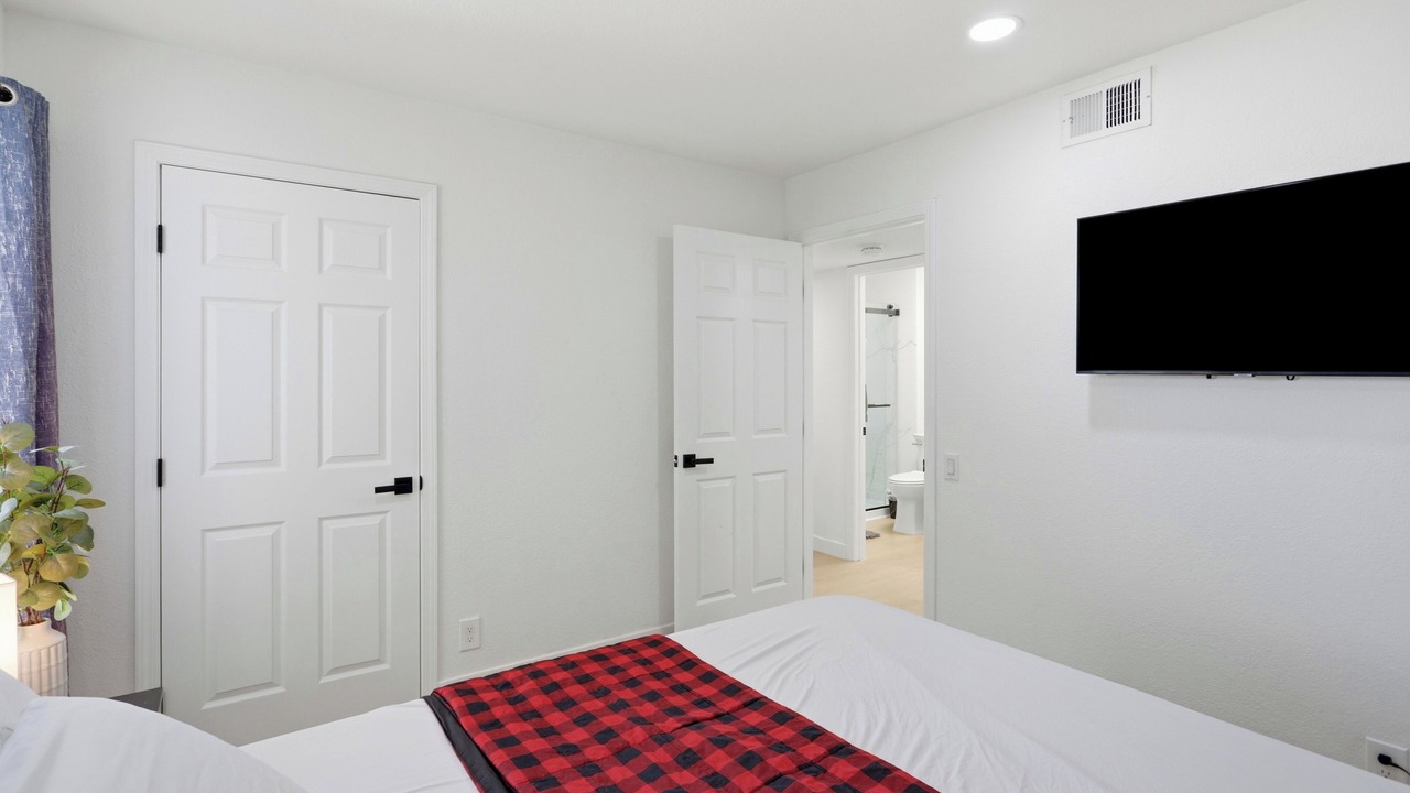 Photo of Bedroom in South San Jose