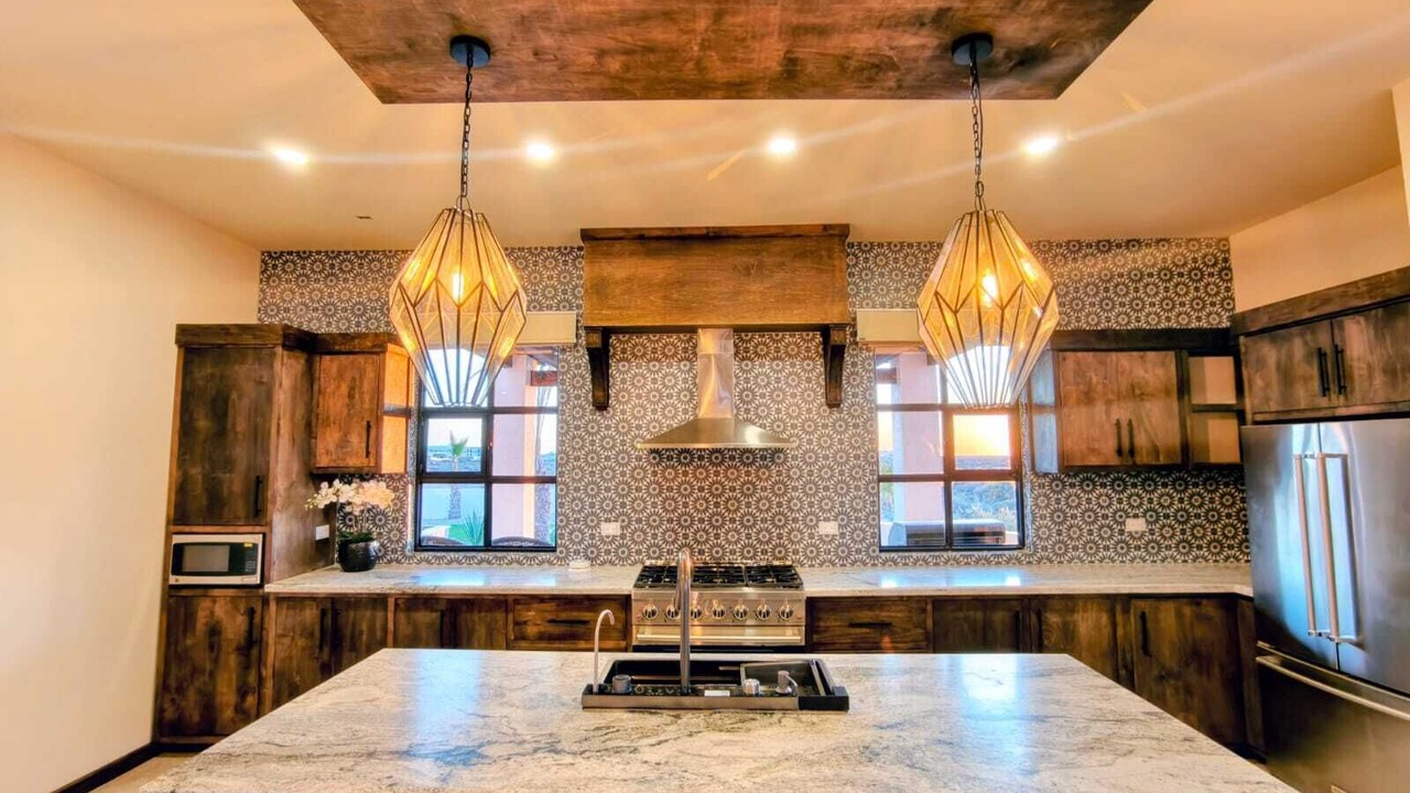 Photo of Kitchen in Laguna Shores
