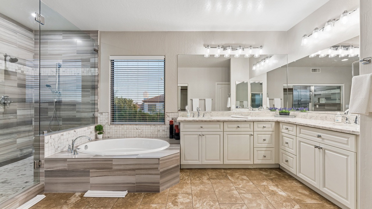 Photo of Bathroom in Arabian Views