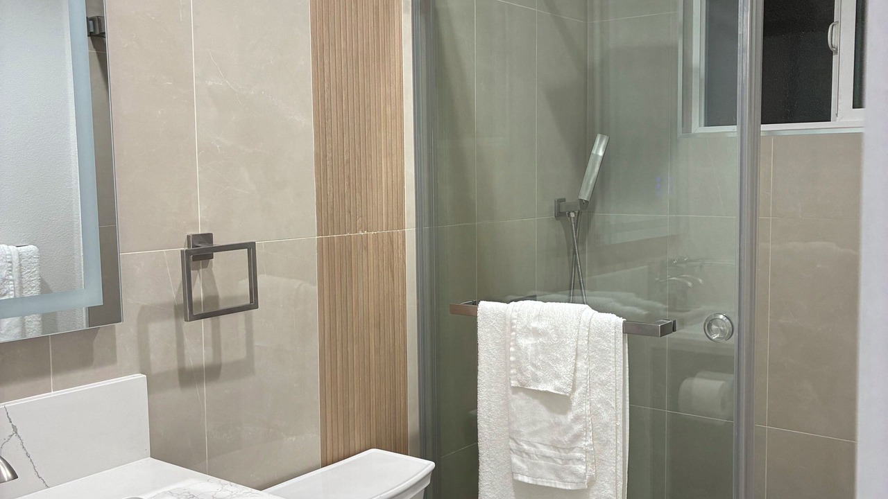 Photo of Bathroom in Northwest Anaheim