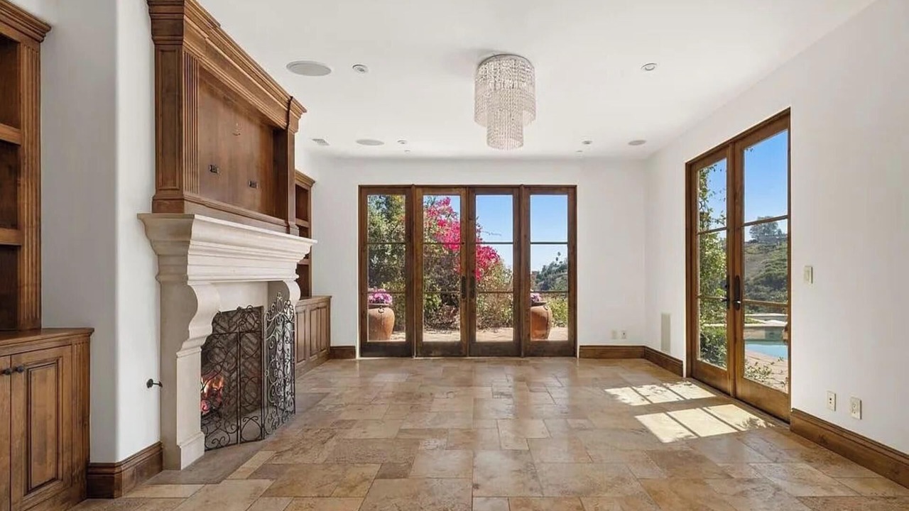 Photo of Others in Bel Air