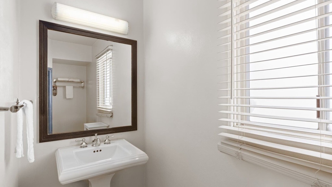 Photo of Bathroom in Yuma Townsite