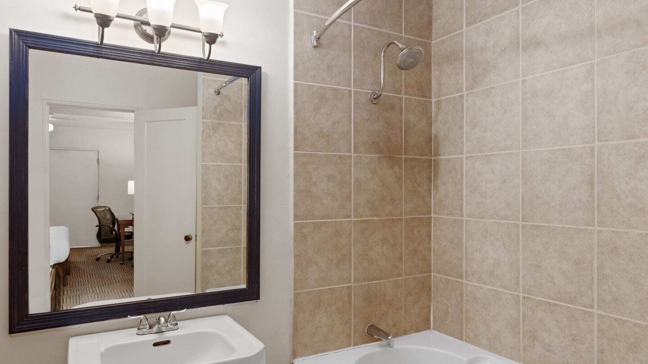 Photo of Bathroom in Yuma Townsite