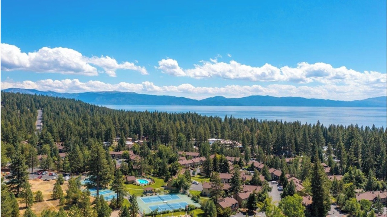 Photo of Outdoor in Lake Forest