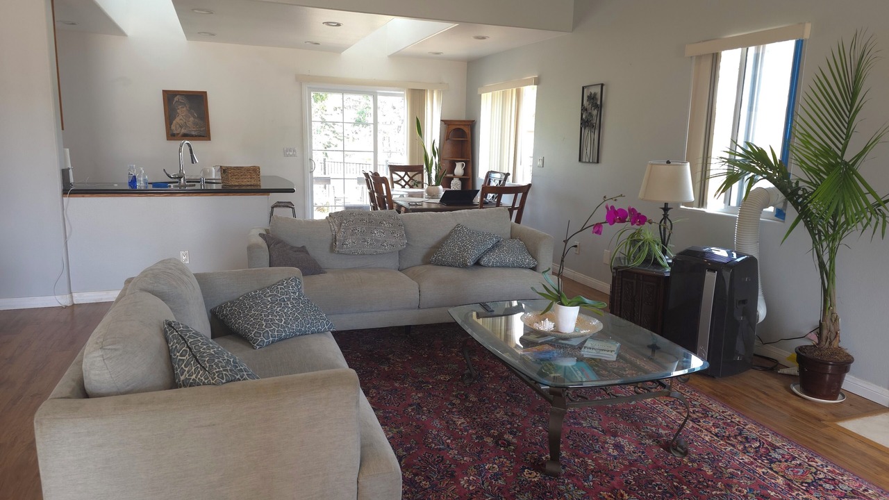 Photo of Livingroom in Lincoln Acres