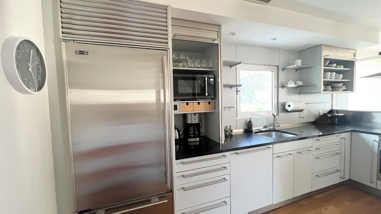 Photo of Kitchen in Sawtelle