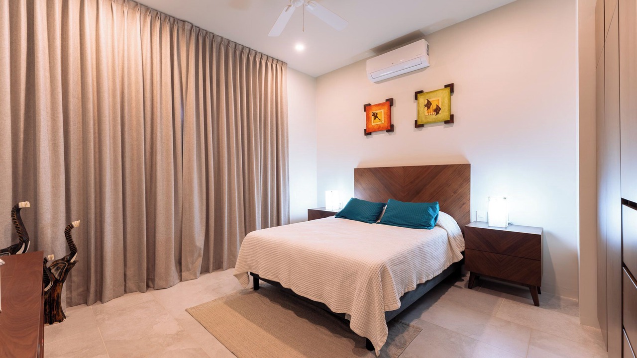 Photo of Bedroom in L