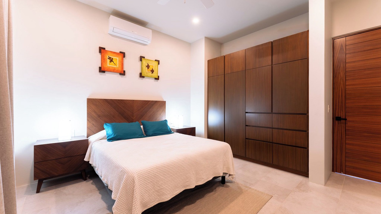 Photo of Bedroom in L