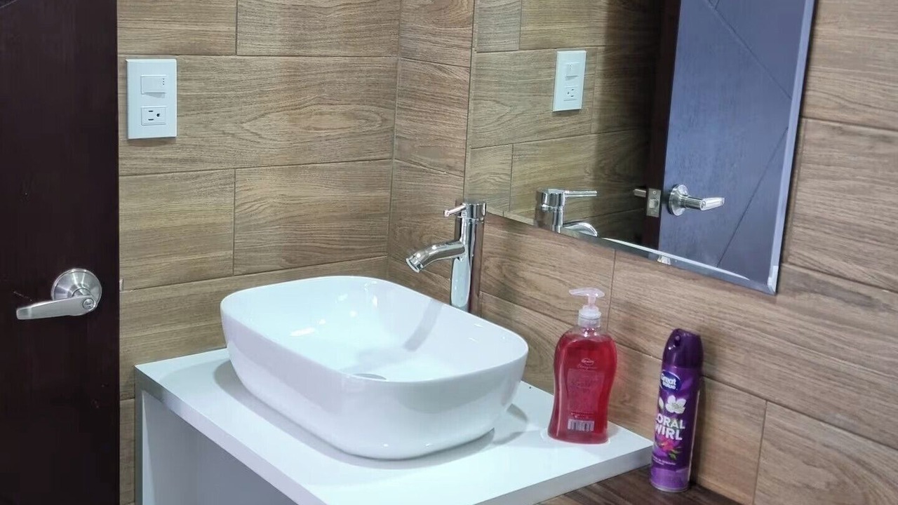 Photo of Bathroom in Burgos Bugambilias