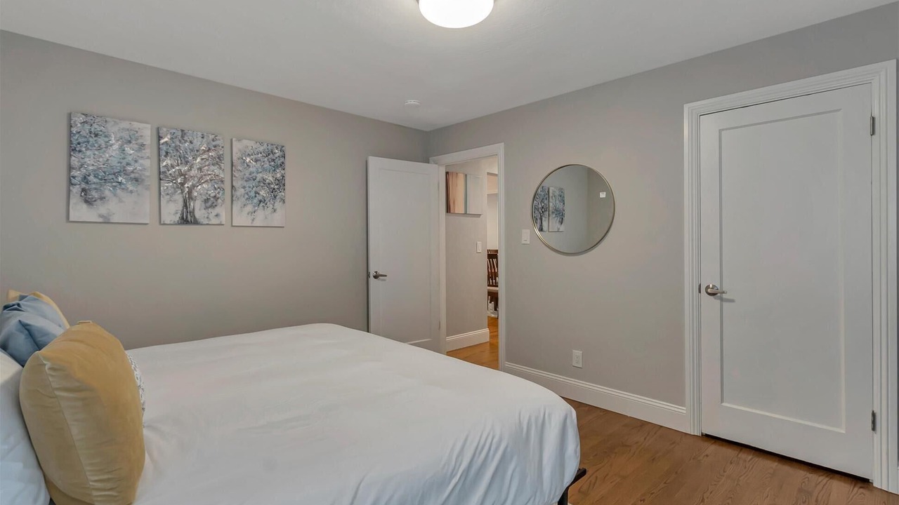 Photo of Bedroom in Northside