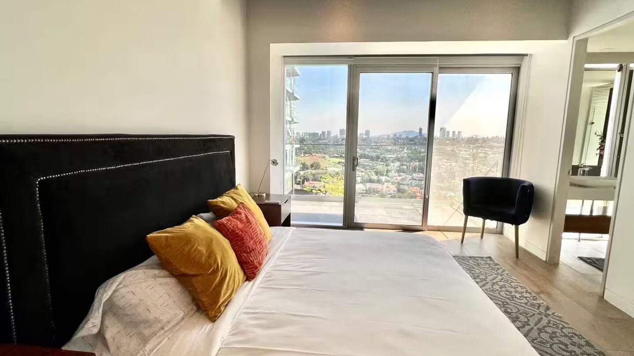 Photo of Bedroom in Financial District