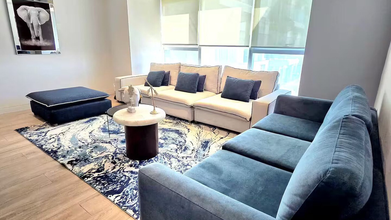 Photo of Livingroom in Financial District