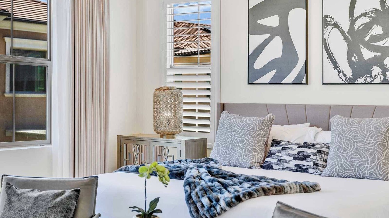 Photo of Bedroom in Portola Springs